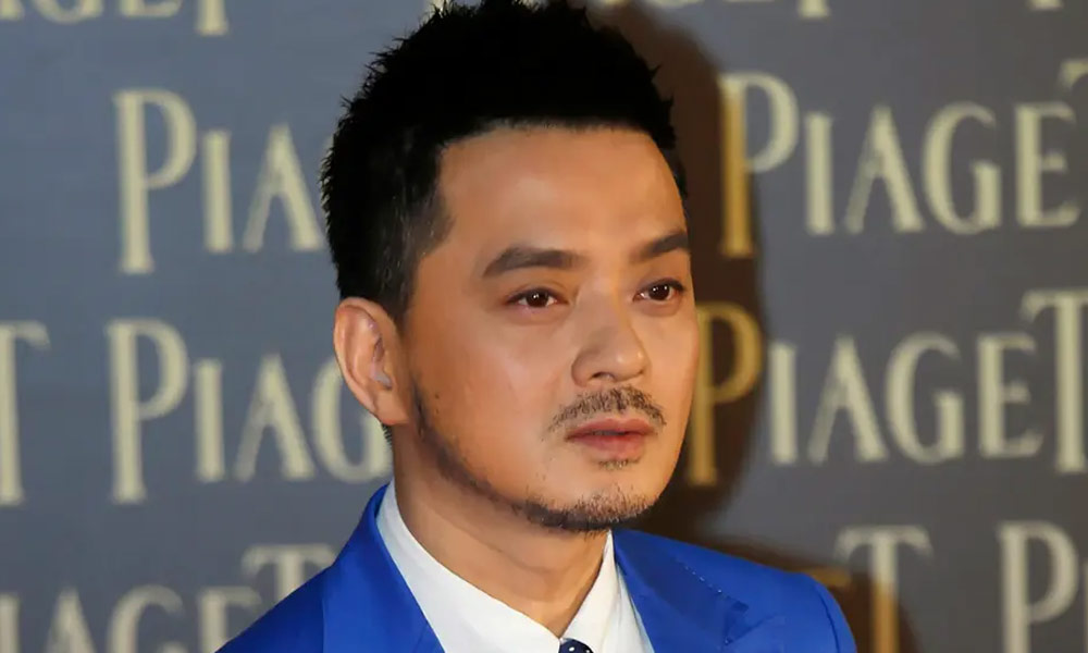 Hong Kong authorities arrest pro-democracy singer for corruption