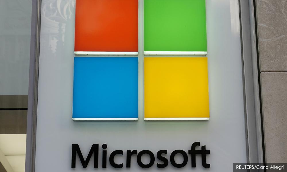 Microsoft warns thousands of cloud customers of exposed databases