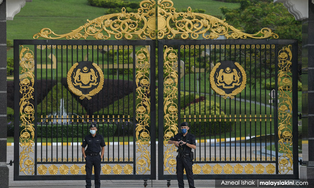 Palace instructs MPs to vote on new PM in writing