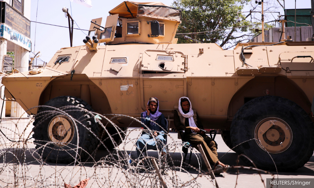 Rebels hold out in Afghan valley as Taliban set up govt in Kabul