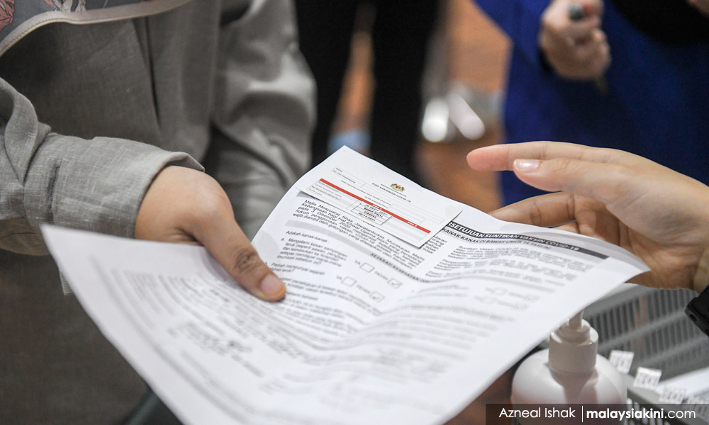 Keputusan kerajaan wajibkan penjawat awam divaksin patuhi syarak