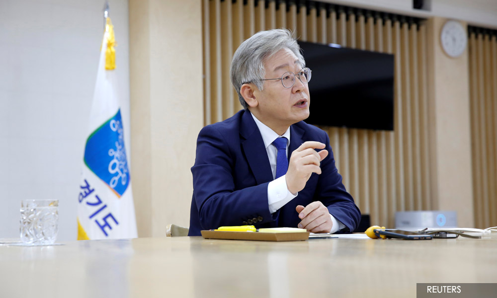 ‘South Korea's Bernie Sanders’ tops presidential polls