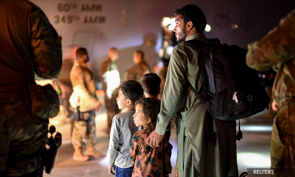 Unicef trying to reunite evacuated Afghan children with families