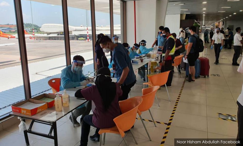 Dr M happy with opening Langkawi, wants more trips, lower pax