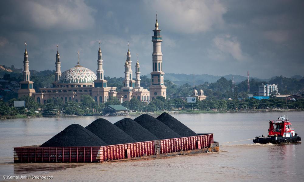 Southeast Asian nations tout green power links ahead of COP26