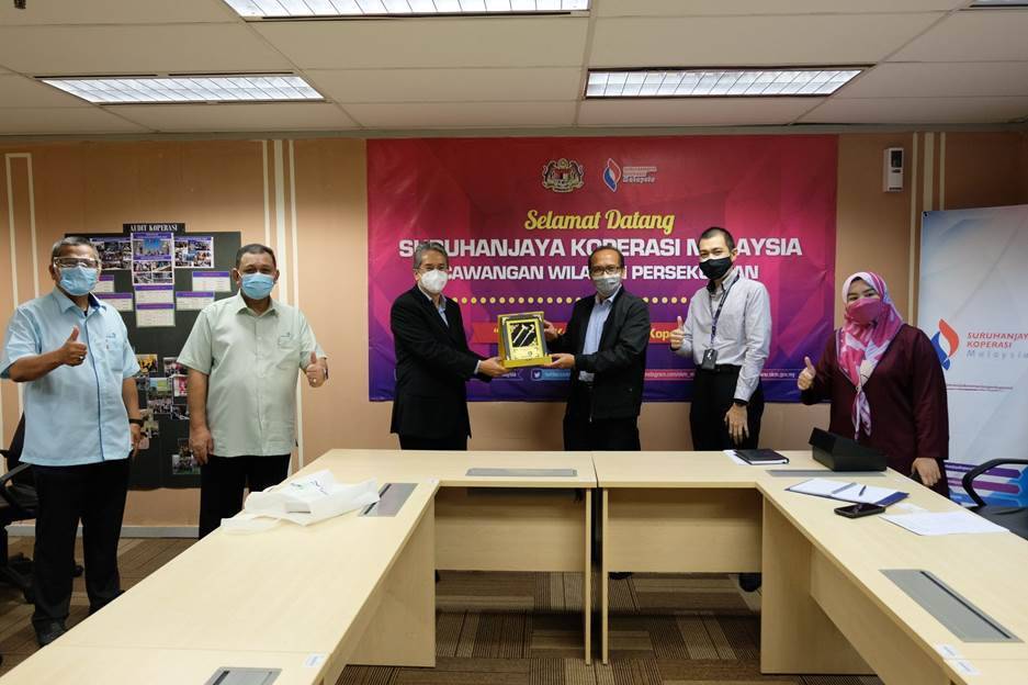 KOPETRO terima Anugerah Koperasi Ke-5 Terbaik di Malaysia