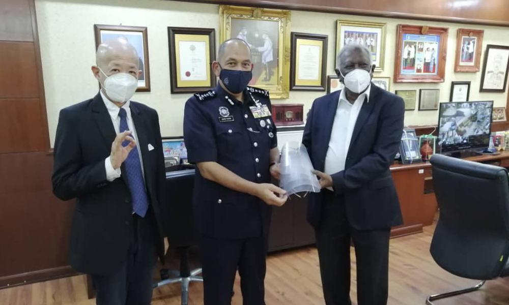 Persatuan Kebajikan Bintang Utara raises money for Police front-liners' PPE