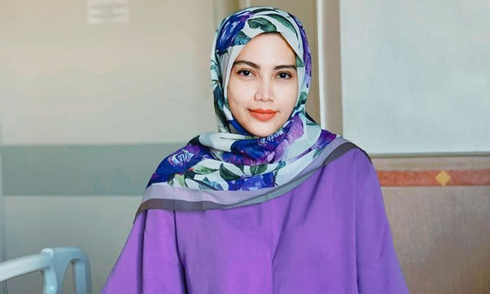 Elyana berbesar hati diziarahi Ebit Lew sampai tak boleh tidur