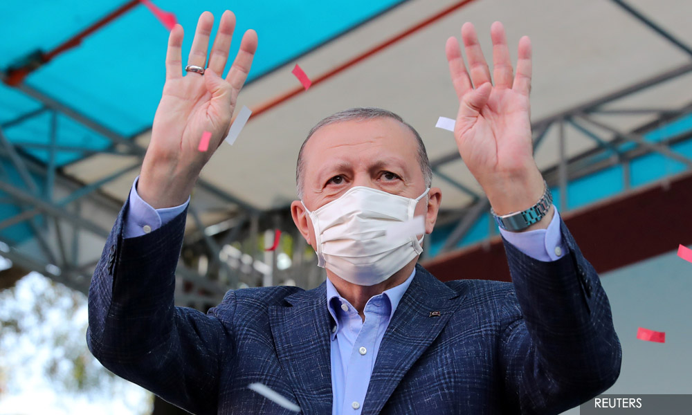 Turkey to expel US envoy and nine others, Erdogan says