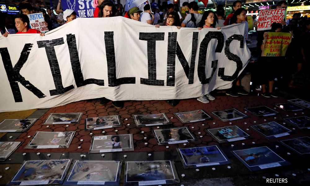 Philippines to review thousands more 'drug war' killings