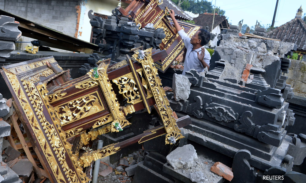 Earthquake of magnitude 4.8 strikes Bali, kills at least three