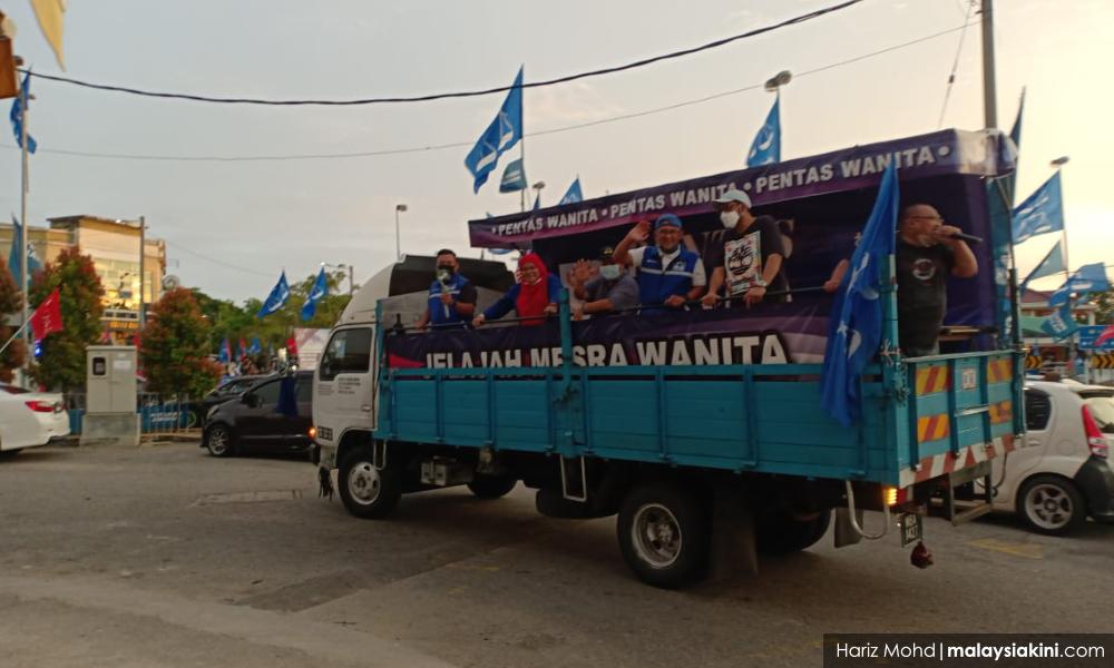 Youth group flags all 3 coalitions in Malacca polls for playing race card