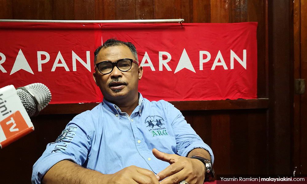 Idris dredges sand mining controversy in Asahan