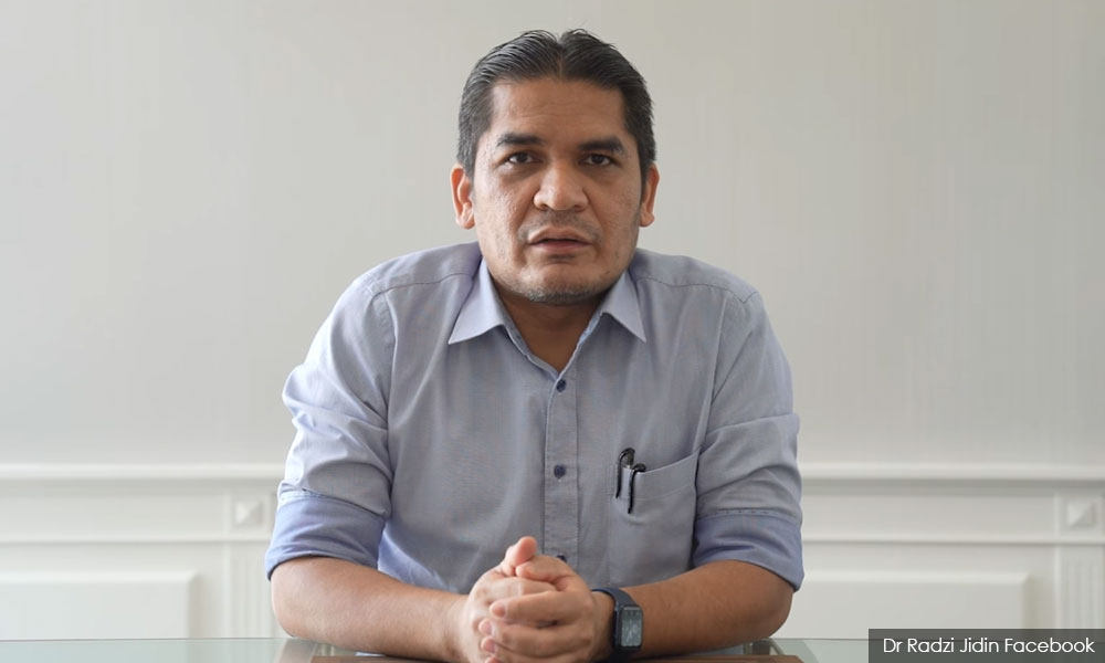Textbooks damaged in floods can be replaced for free – Radzi