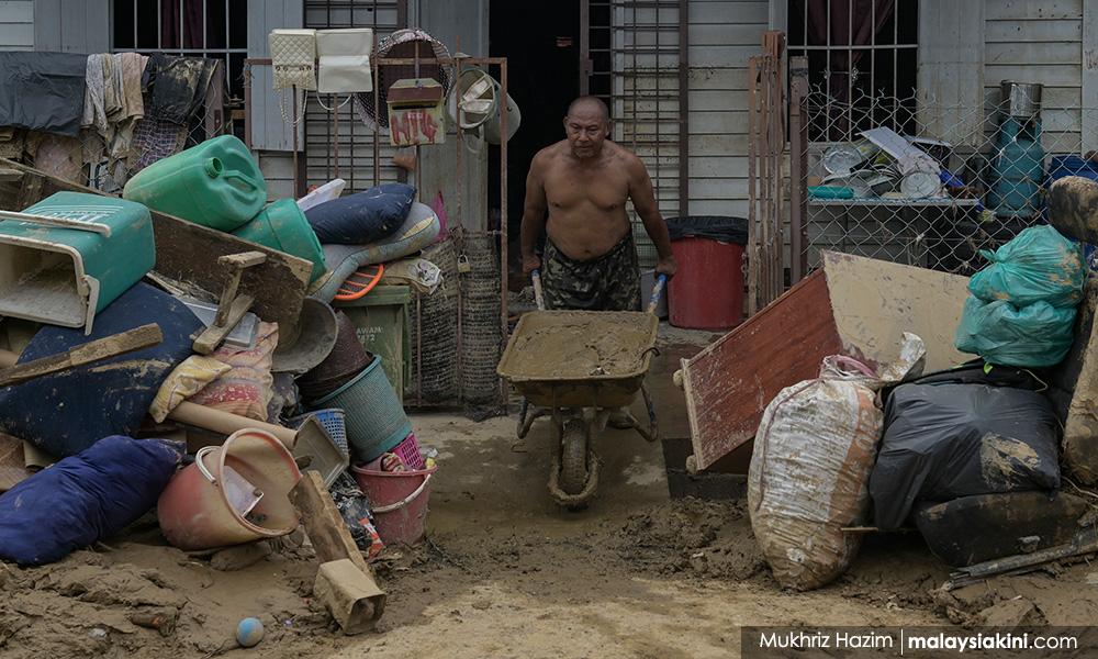 Repairs at 987 flood-hit locations to cost RM1.4 bln - Fadillah Yusof