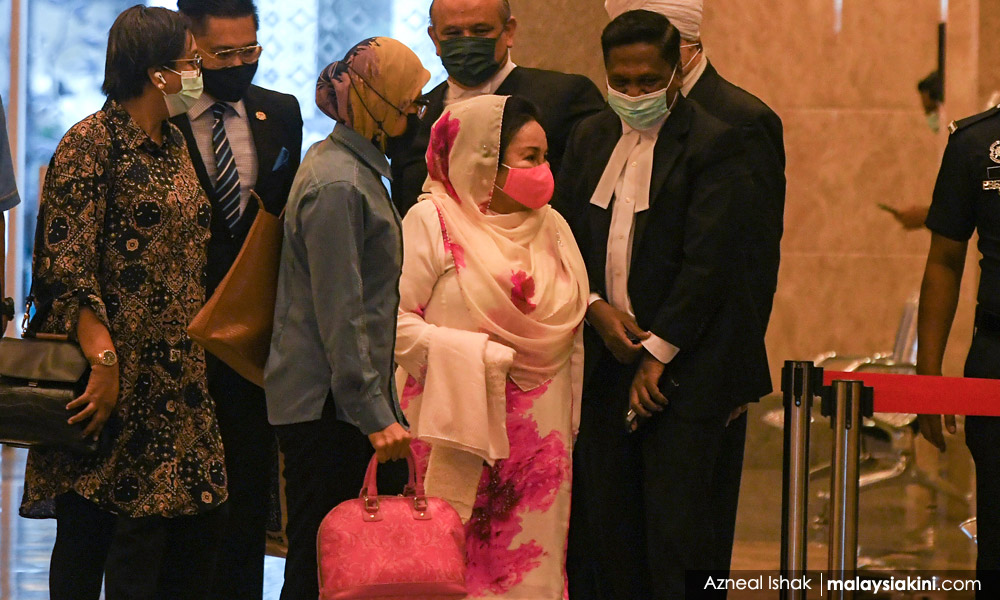 Kamu tak hormat mahkamah? Saya tak setuju, kata Rosmah