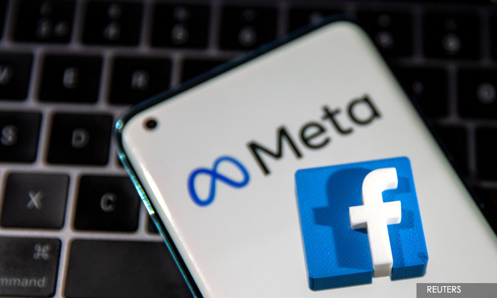 Facebook exposes mercenary spy firms targeting 50,000 people