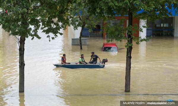 Amaran banjir pahang