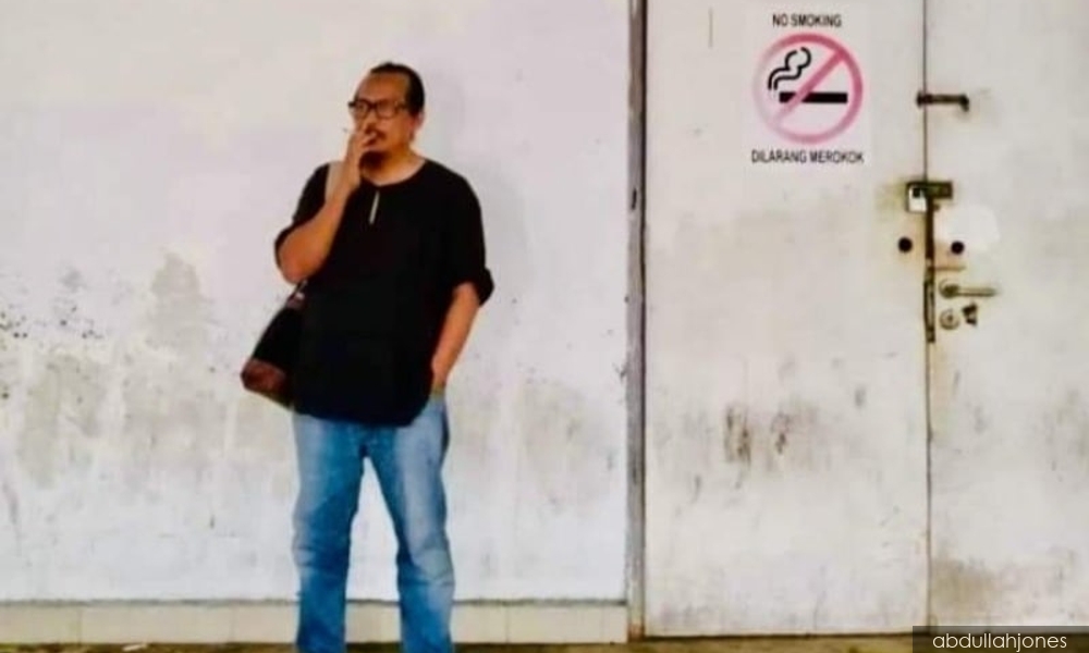 KOLUM | Malulah kepada orang politik