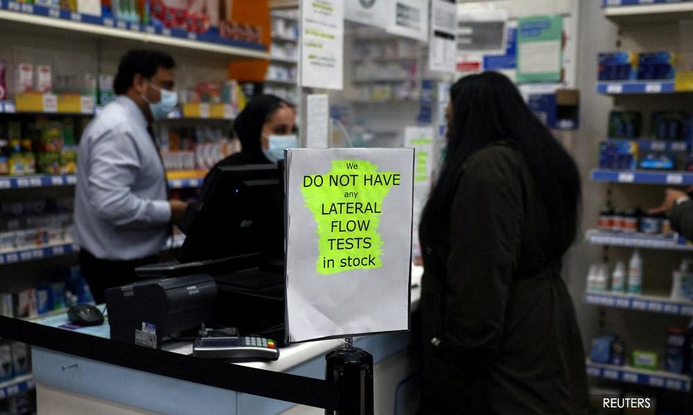 Britain preparing for the end-June switch to paid Covid tests