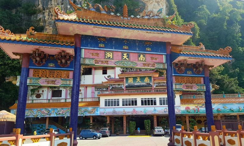 怡保岩洞庙宇调研与《南洋华踪》