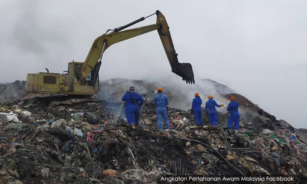 Pulau Burung landfill fire completely extinguished